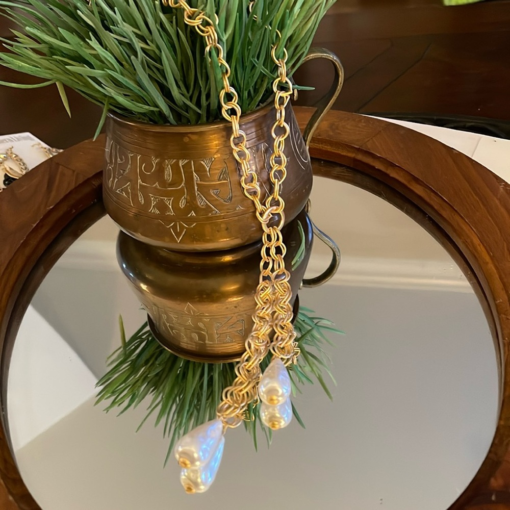 NWT Southern Living brushed gold and pearl necklace - Picture 1 of 4